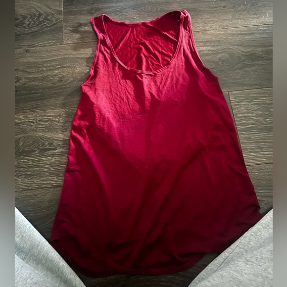 Lululemon tank top - Picture 2 of 2